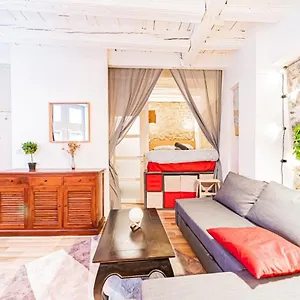 le-petit-st-paul-vieux-lyon.hotels-rhonealpes.com/